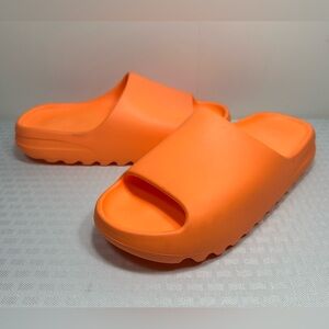 Authentic Adidas Yeezy Slide GZ0953 Enflame Orange Sandals Mens 12 EXCELLENT!